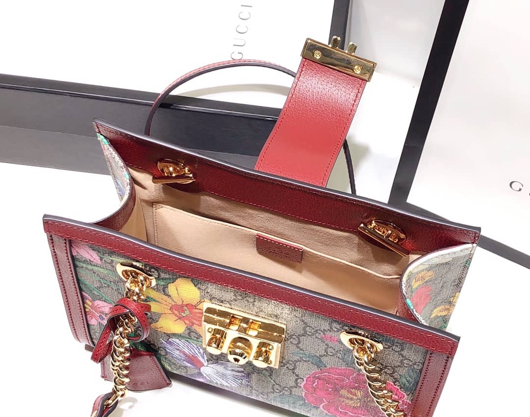 Gvc*1 Padlock Small GG Svp*me Canvas Shoulder Bag Replica Red 498156