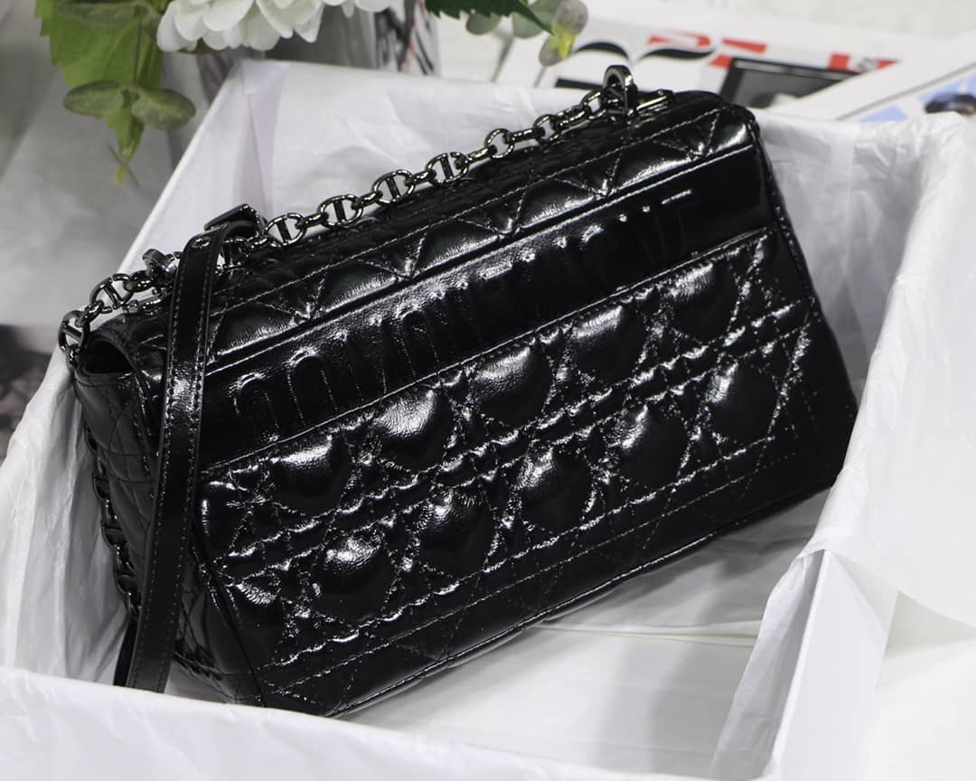 Chr1st1an D10r Caro Replica Bag