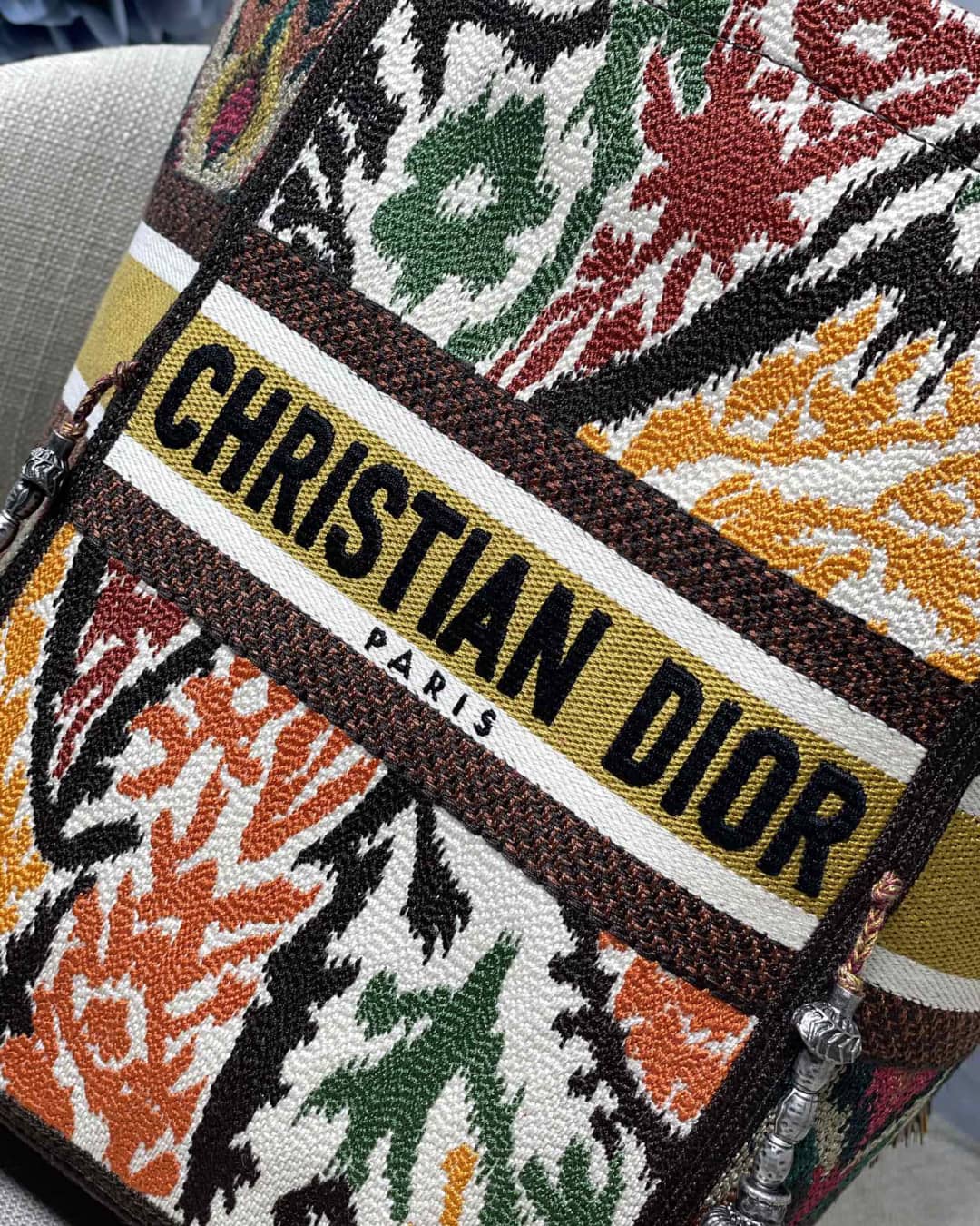 Chr1st1an D10r CD Bubble Embroidered Replica Bucket Bag
