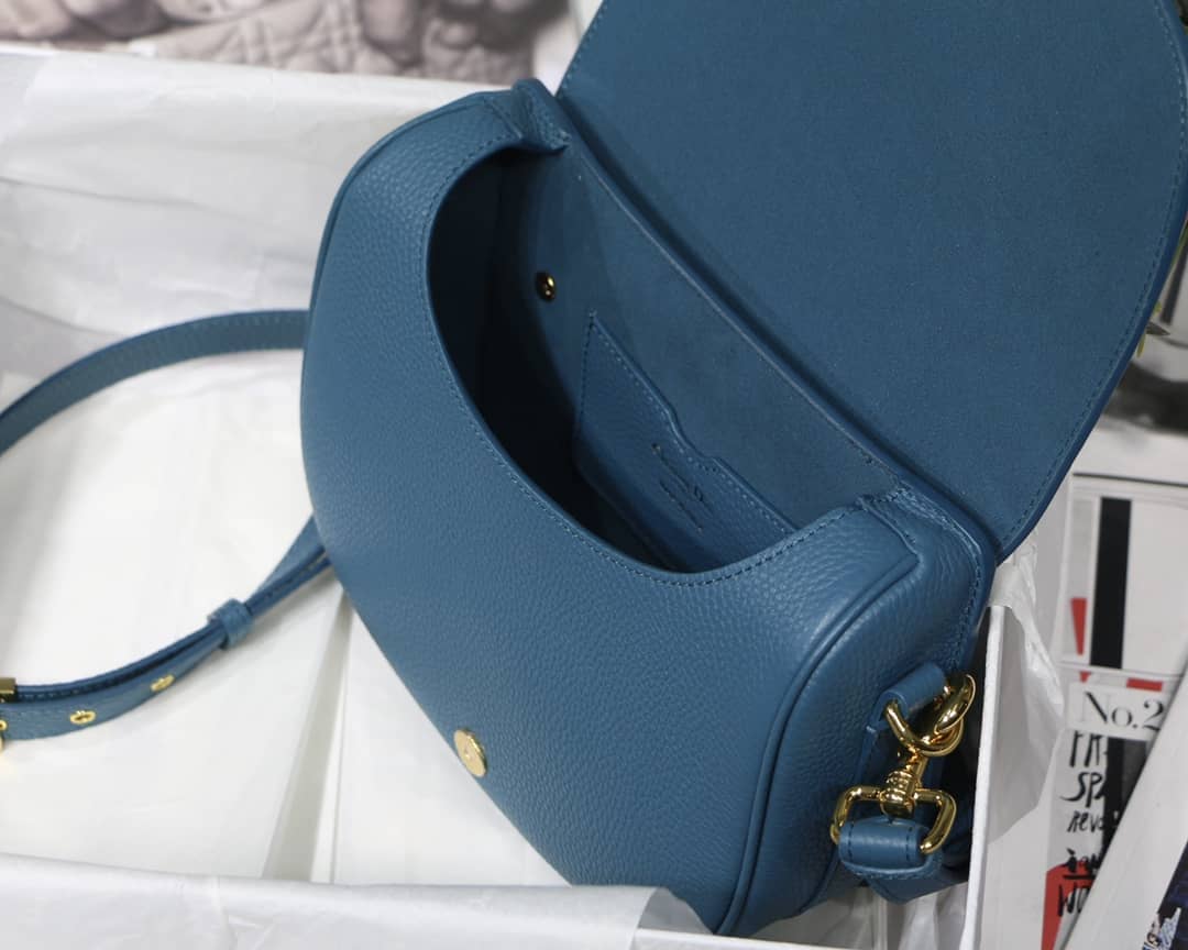 Cheap Chr1st1an D10r Bobby 22CM Replica Bag