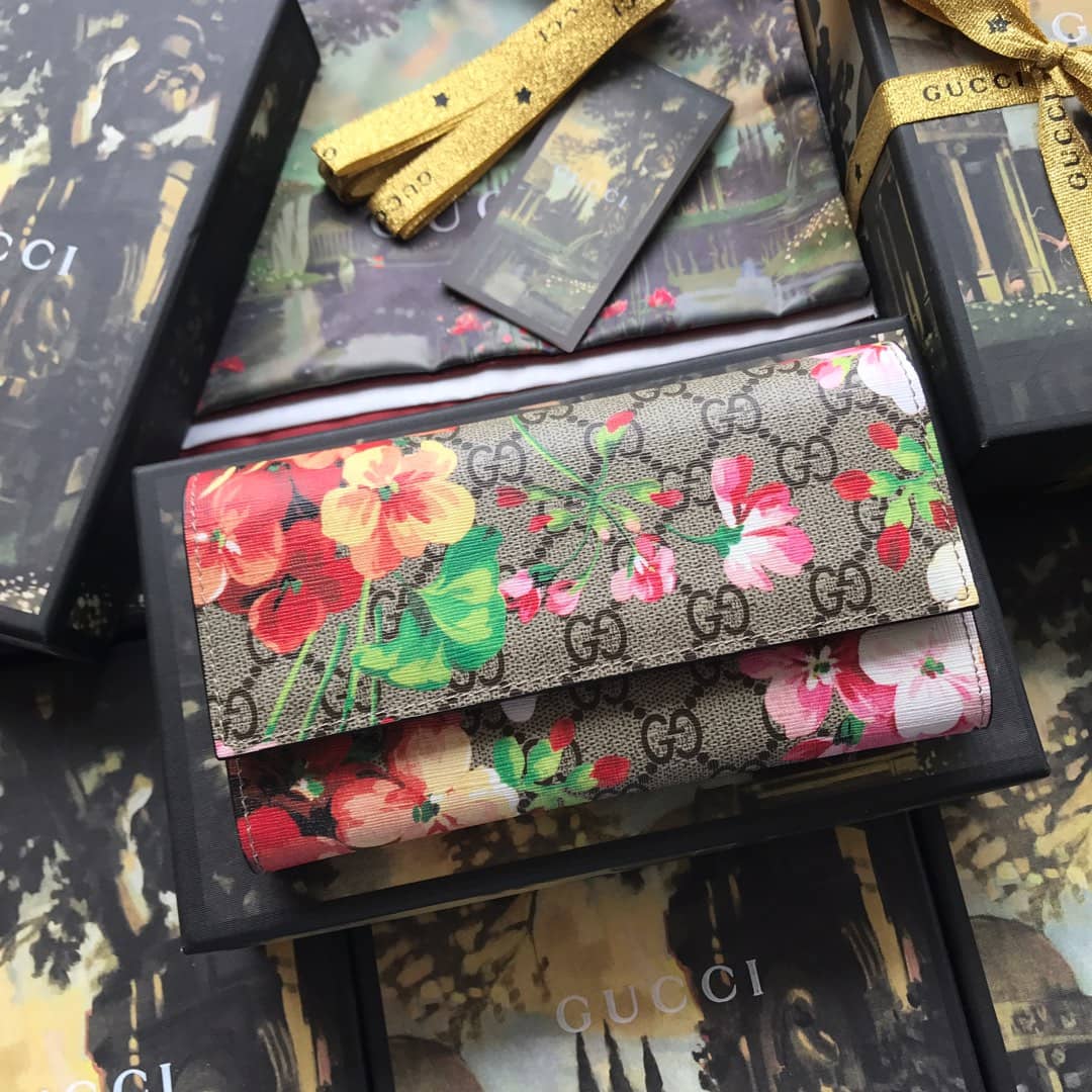 Gvc*1 Bloom Dupes Continental Wallet 404070