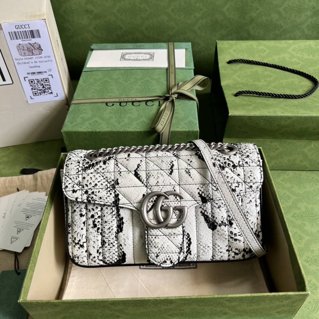 Gvc*1 GG Marmont Small Matelassé Leather 443497