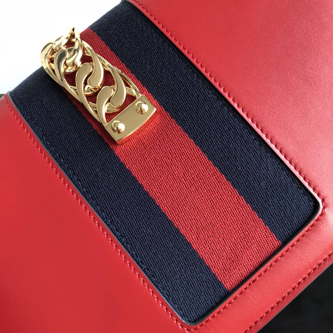 Gvc*1 Sylvie Small Leather Shoulder Bag Replica Red 421882