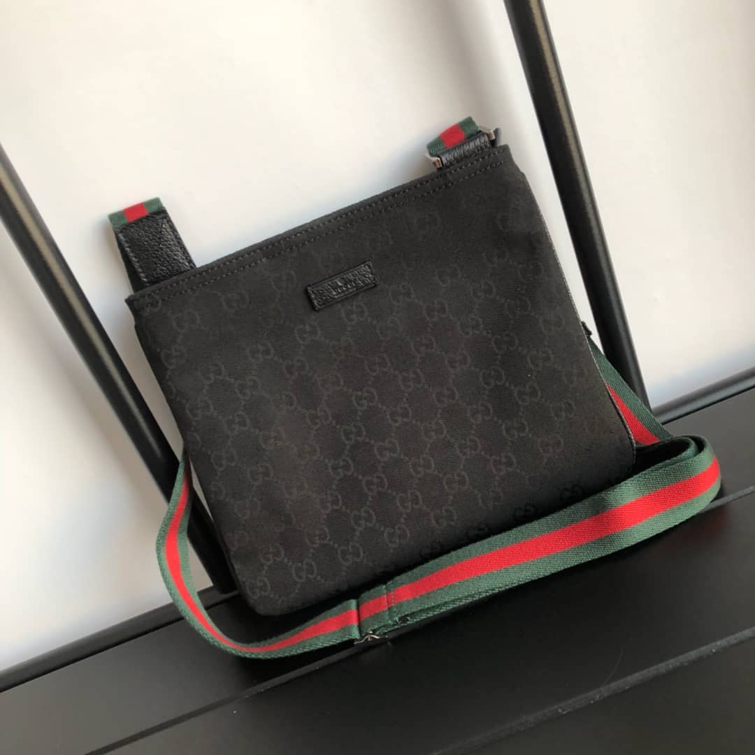 Gvc*1 GG Monogram Canvas Web Small Messenger Bag Replica Black 146309