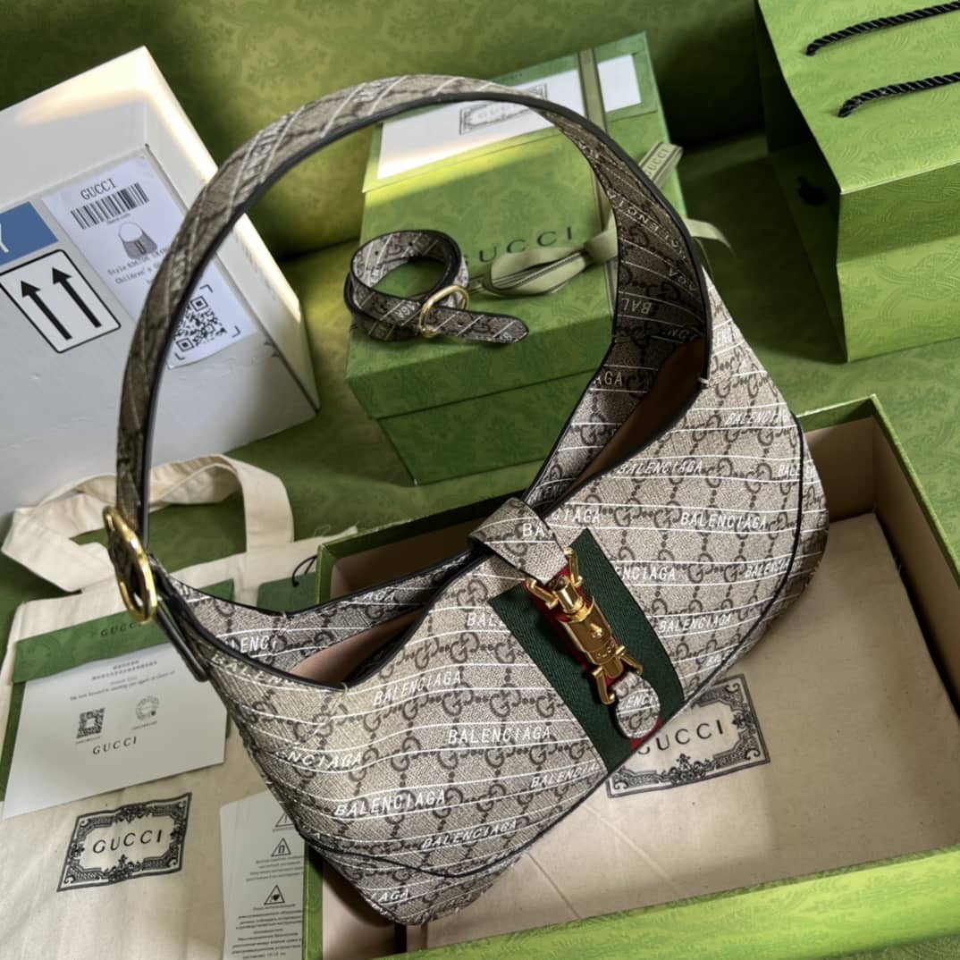 Gvc*1 Jackie Bag Dupe X Ba1en*iaga The Hacker Project Jackie 1961  636706