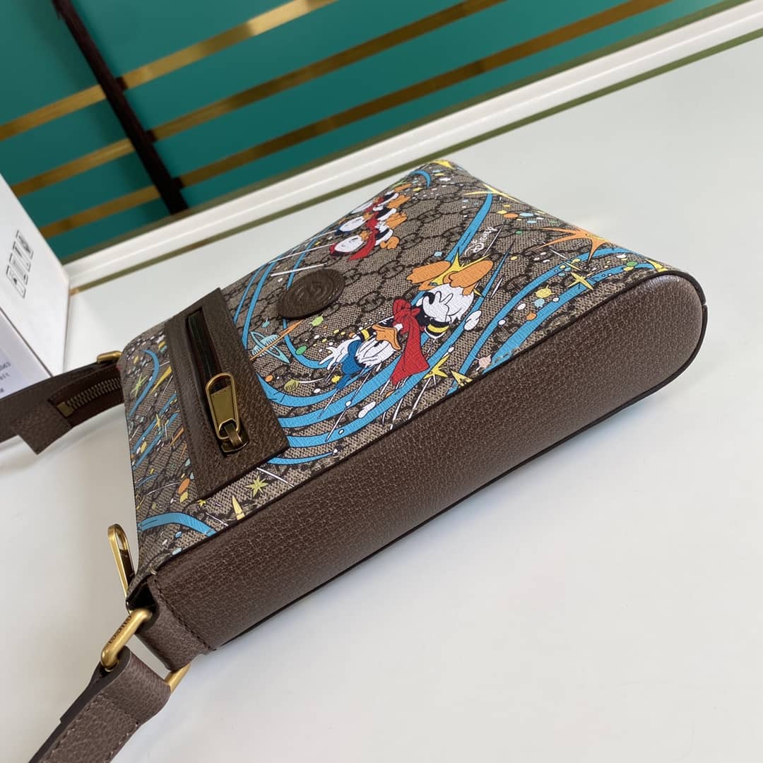 Gvc*1 x Disney Donald Duck Messenger Bag Replica 645054