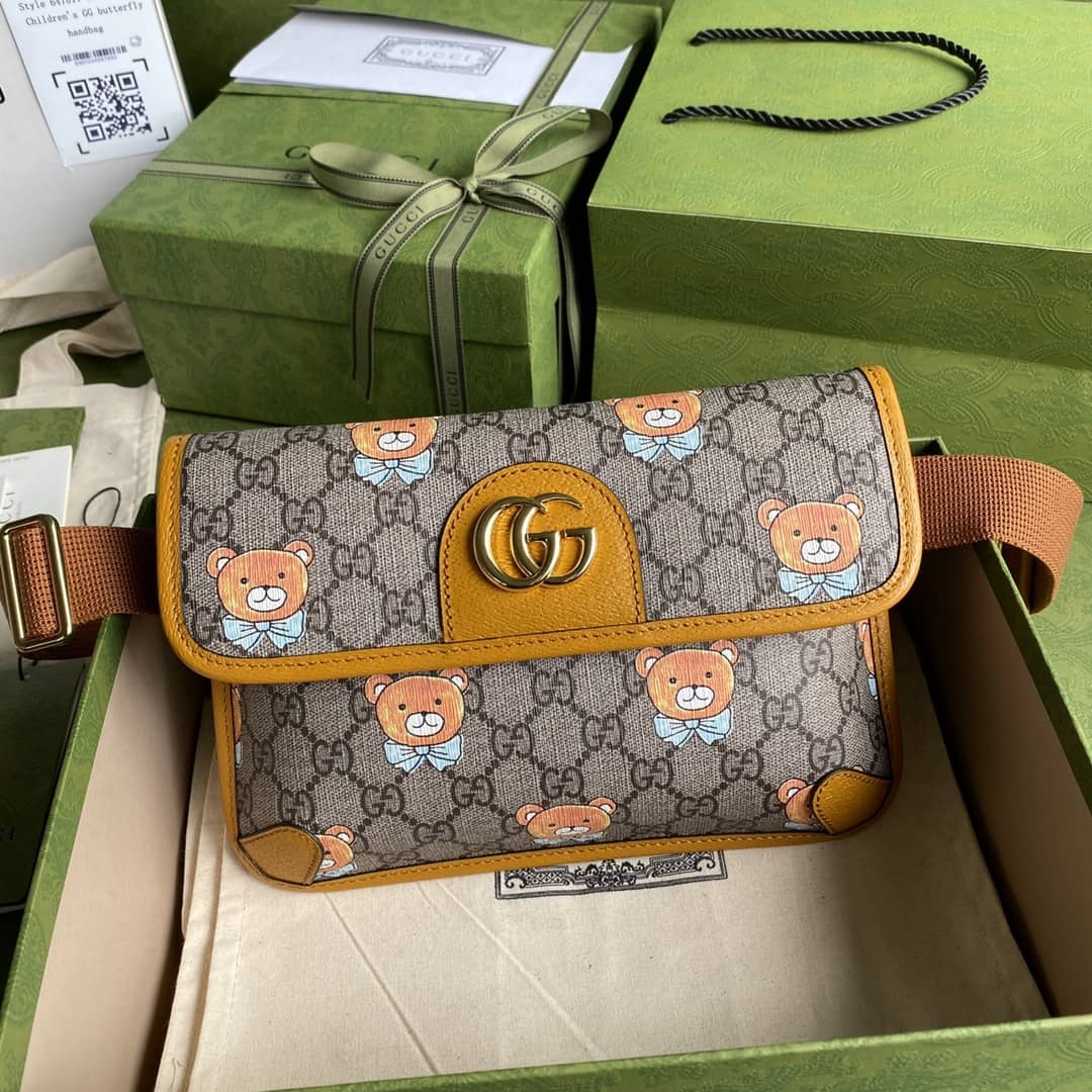 Gvc*1 Doraemon x Gvc*1 Small Belt Bag Replica 647817