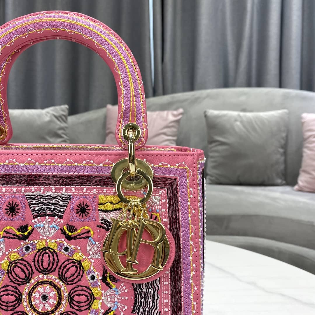 Chr1st1an D10r Lady D10r 24CM Replica Bag
