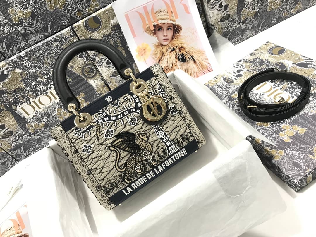 Chr1st1an D10r Lady D10r 24CM Replica Bag