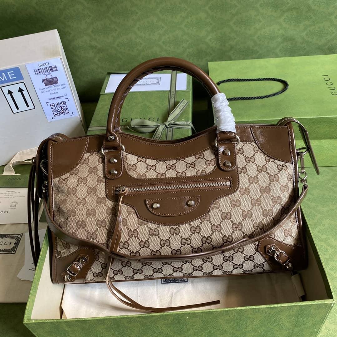 Gvc*1 x Ba1en*iaga GG Canvas City Bag Replica 658597