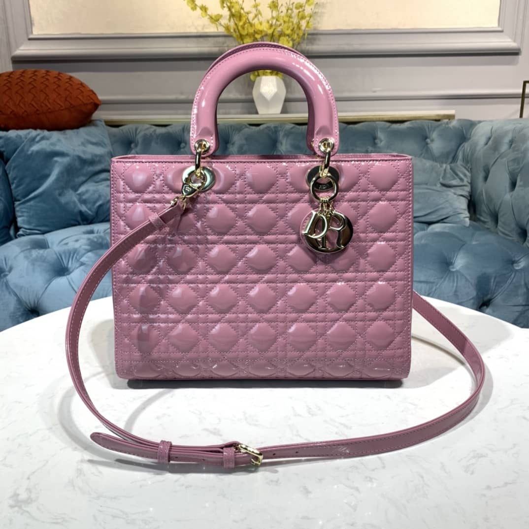 Chr1st1an D10r Lady D10r 32CM Replica Bag