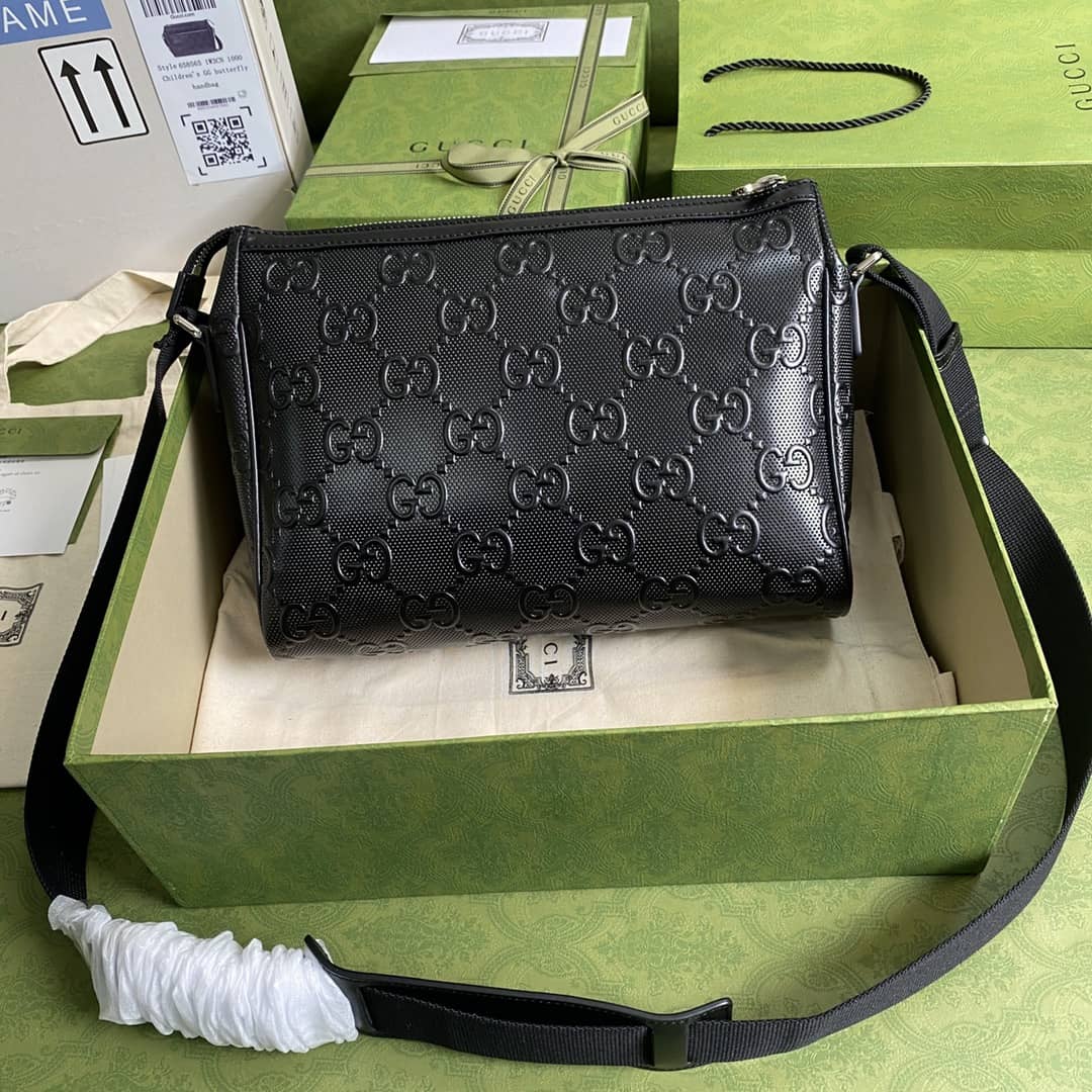 Gvc*1 Mens GG Embossed Messenger Bag Replica White 658565