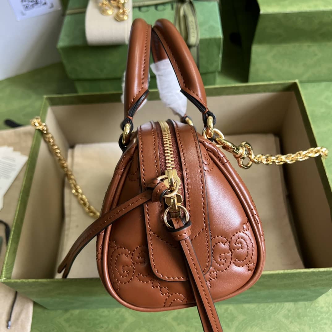 Gvc*1 GG Matelassé Leather Top Handle Shoulder Bag 702251 Replica