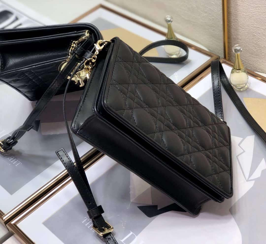 Lady D10r Dupe Cannage Calfskin Pouch