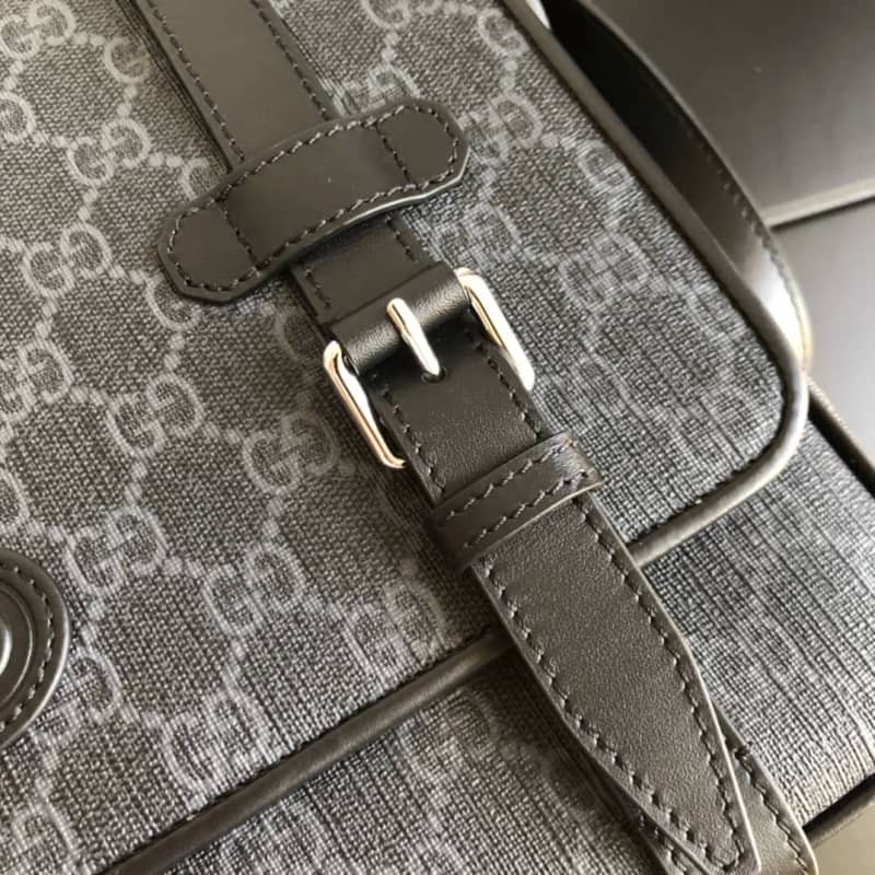 Gvc*1 GG Svp*me Canvas Messenger Bag Replica Black 658542
