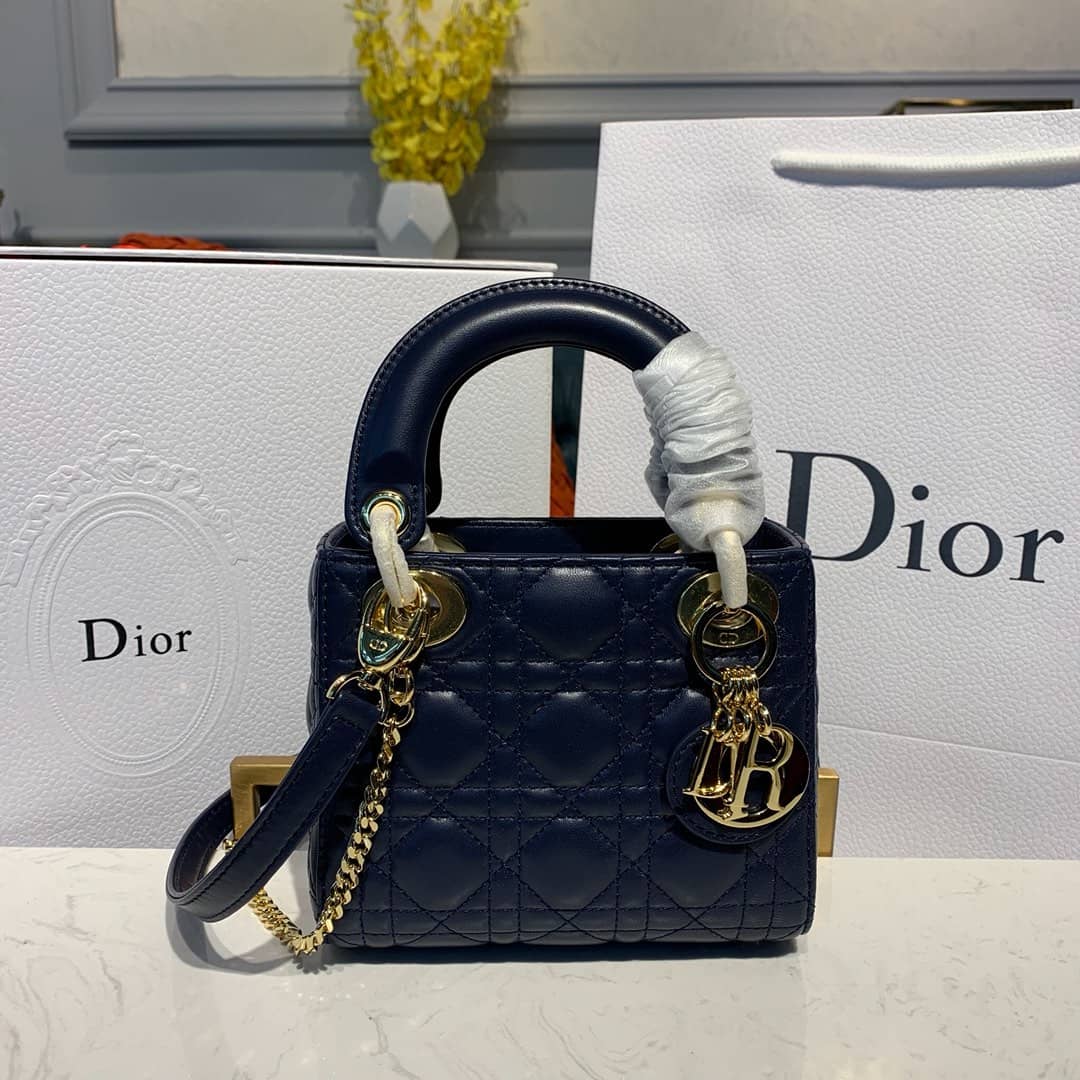 Chr1st1an D10r Lady D10r 17CM Replica Bag