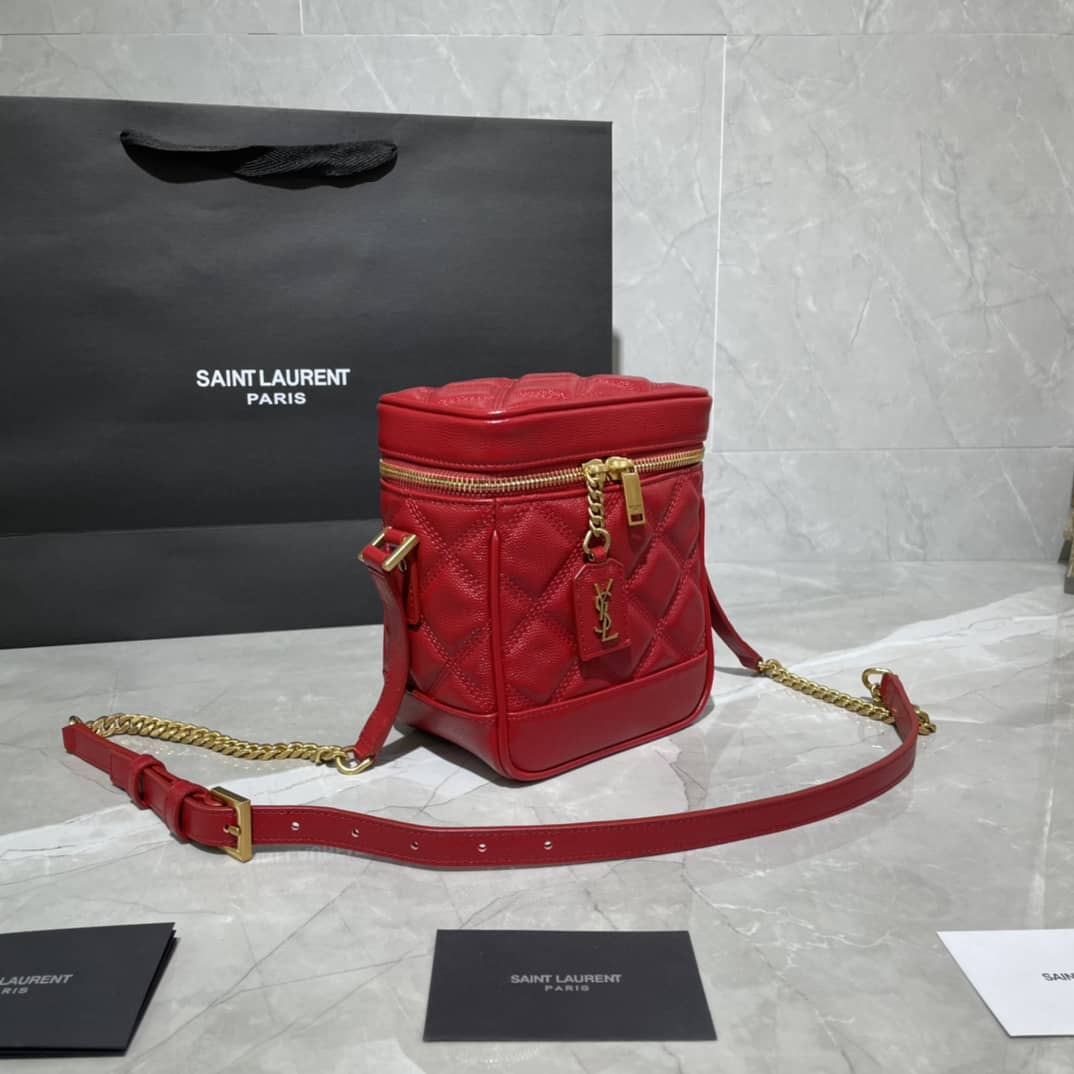 Y51 80s Carré-Quilted Vanity Replica Bag