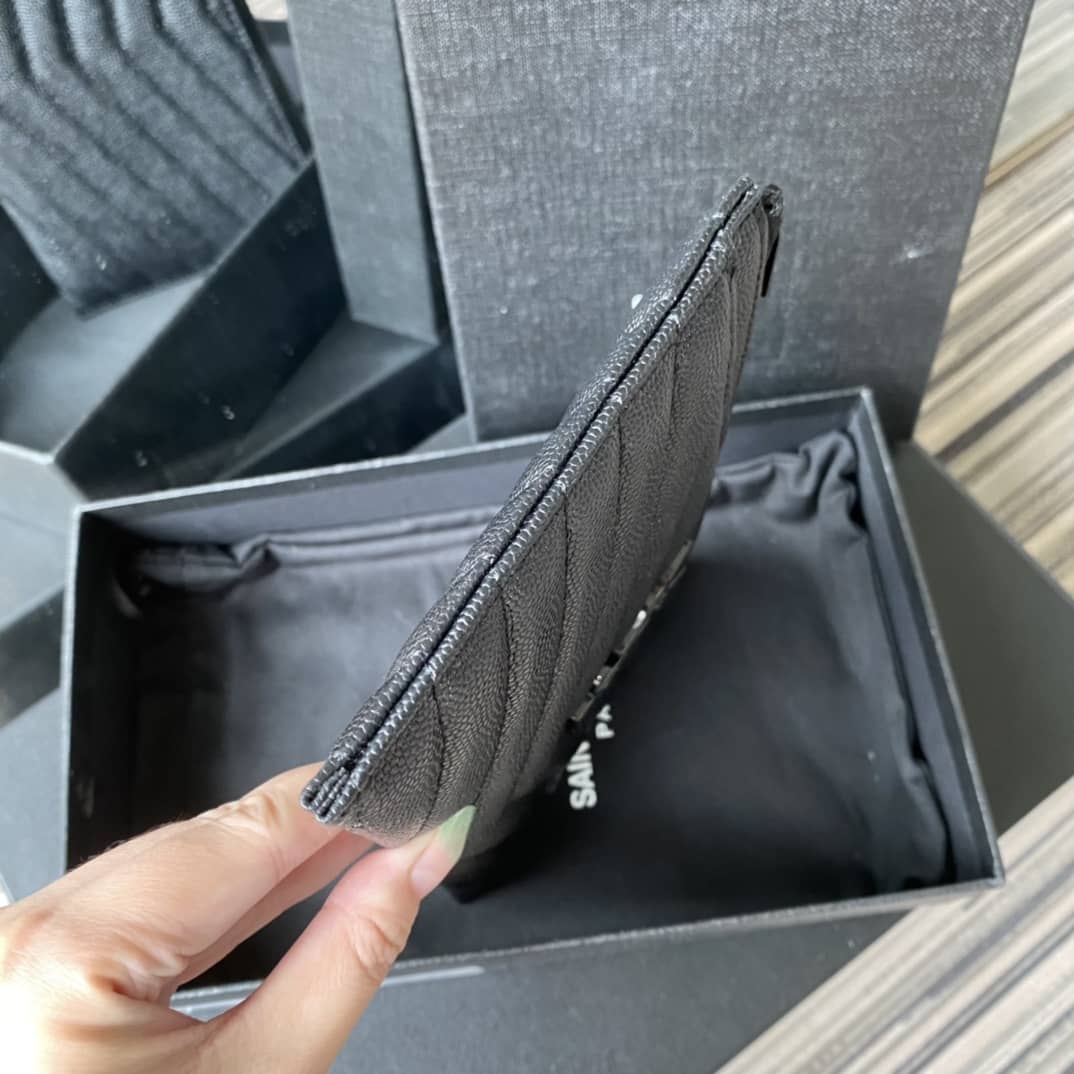 Y51 Clutch Replica Monogram Bill Pouch Black Metal