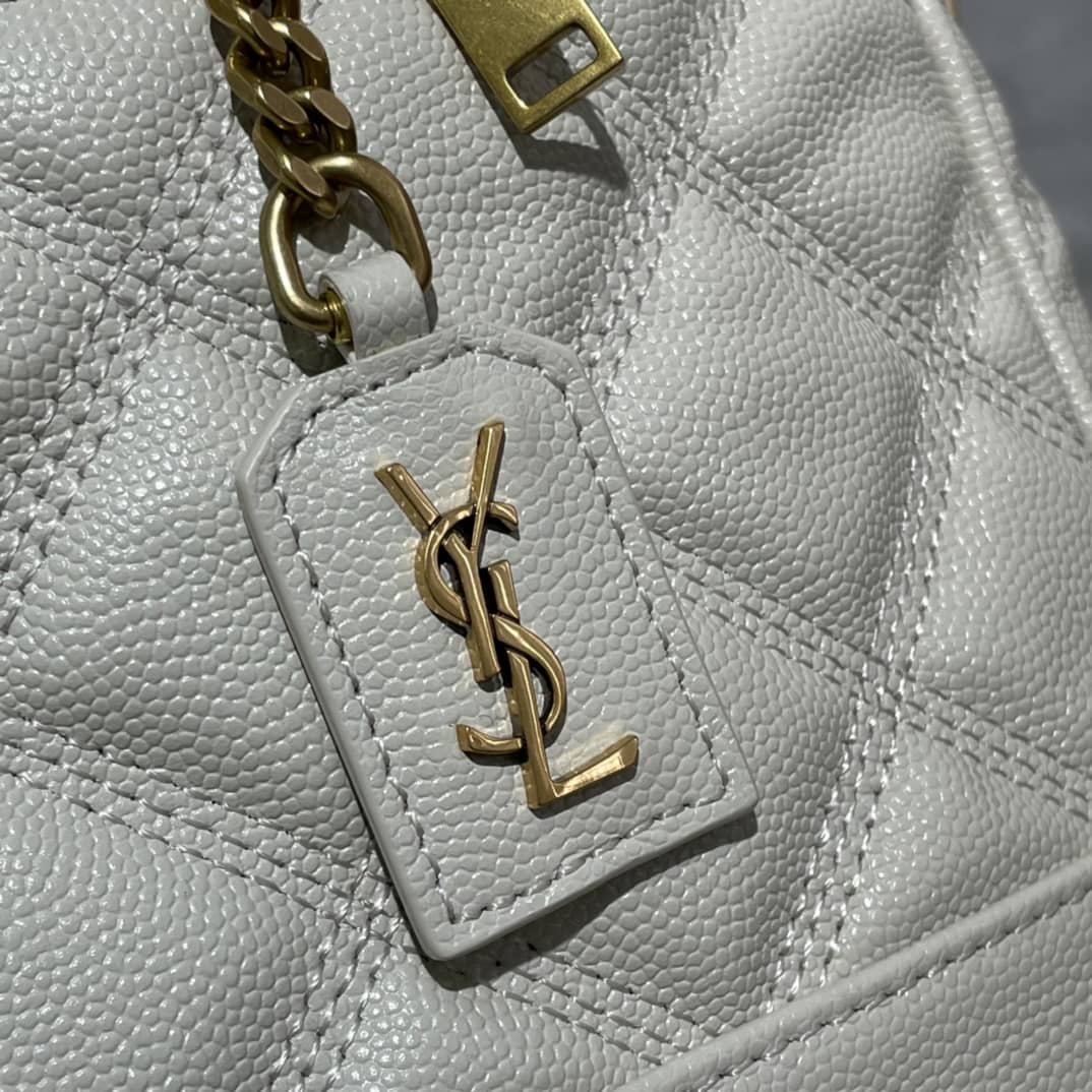 Y51 Replica 80s Carré-Quilted Vanity Replica Bag