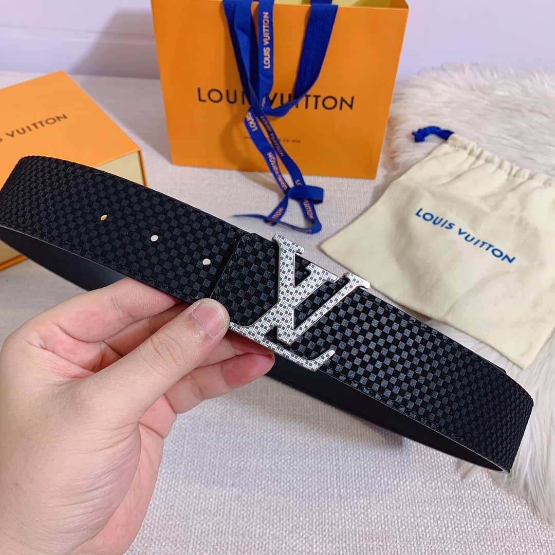 7 Star L0vis Vvtt0n Leather Belt 39mm