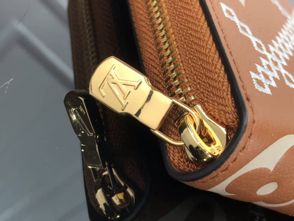 L0vis Vvtt0n Wallet Dupe Zippy Monogram Empreinte Leather Brown M81141