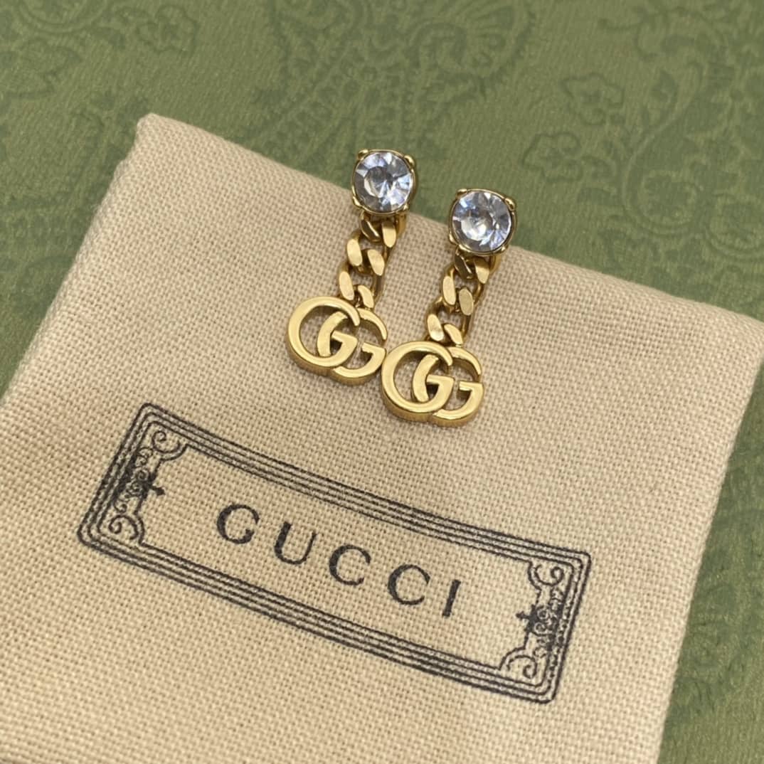 Wholesale Gvc*1 Logo Earring