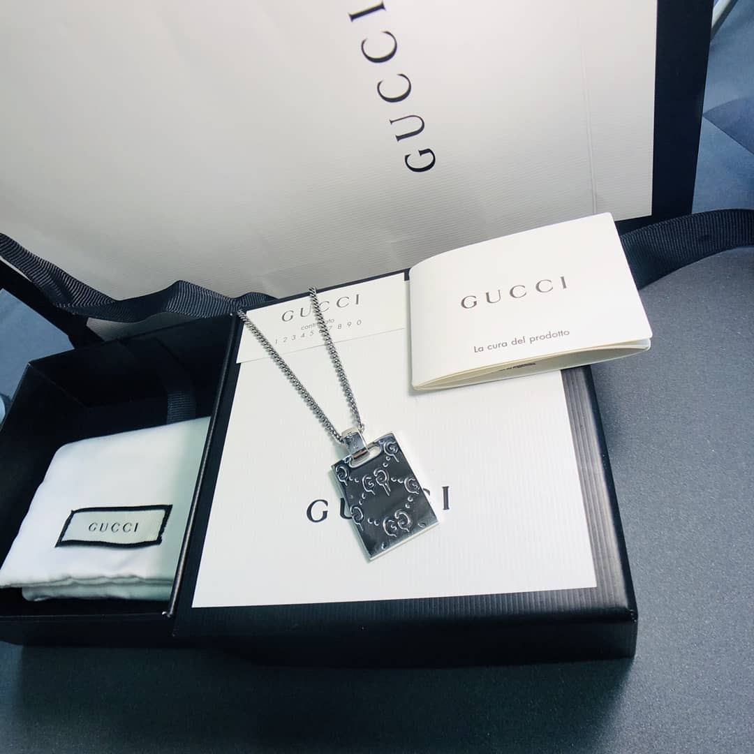 Knockoff Gvc*1 Logo Necklace