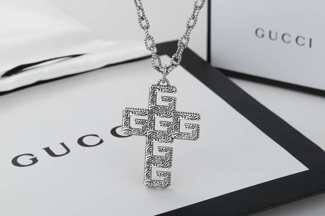 Cheap Gvc*1 Necklace