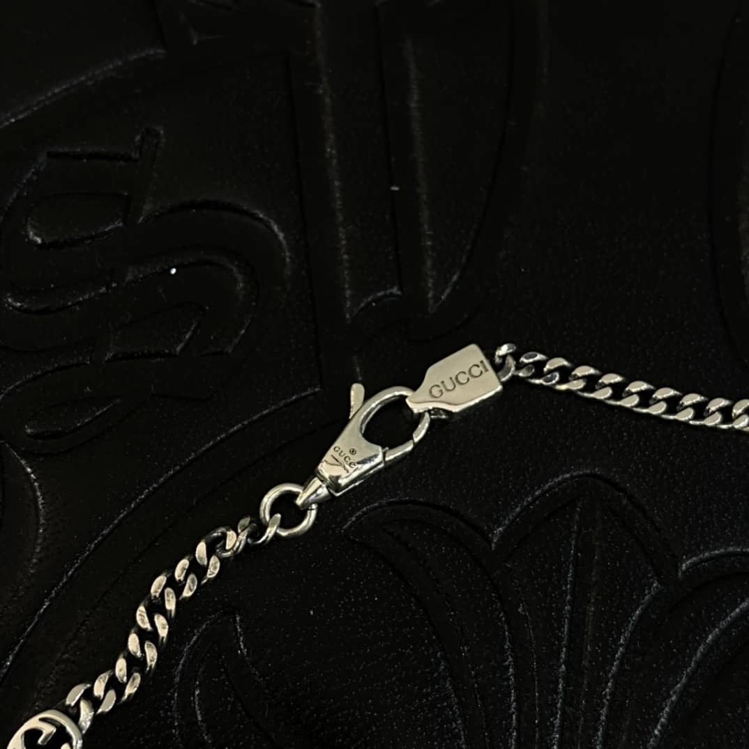 Gvc*1 Necklace First Copy