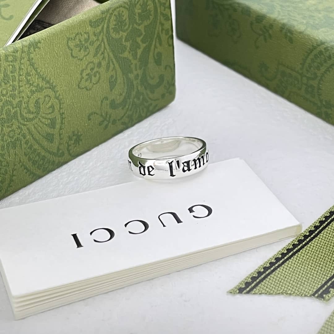 Knockoff Gvc*1 Logo Ring