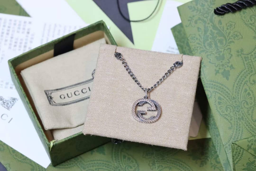 7 Star Gvc*1 Necklace