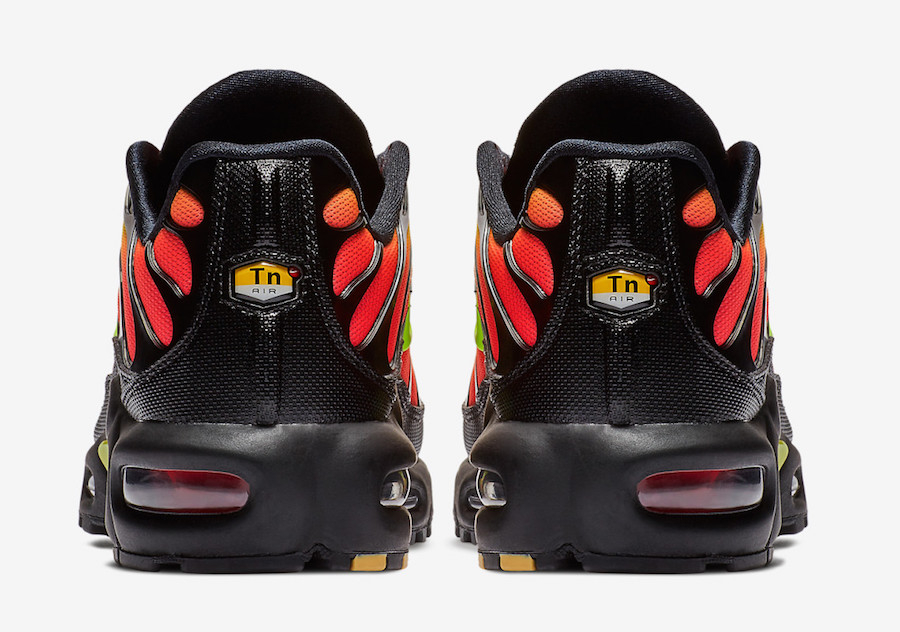 Air Max Plus  Volt  AQ9979-001