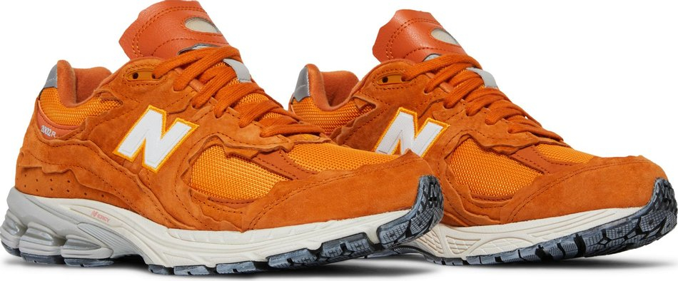 2002R  Protection Pack   Vintage Orange  M2002RDE