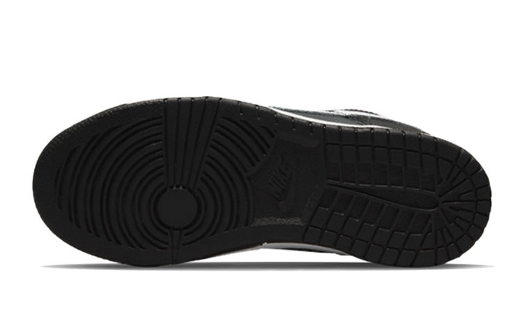 Dunk Low GS  Black Panda  DH9765-002
