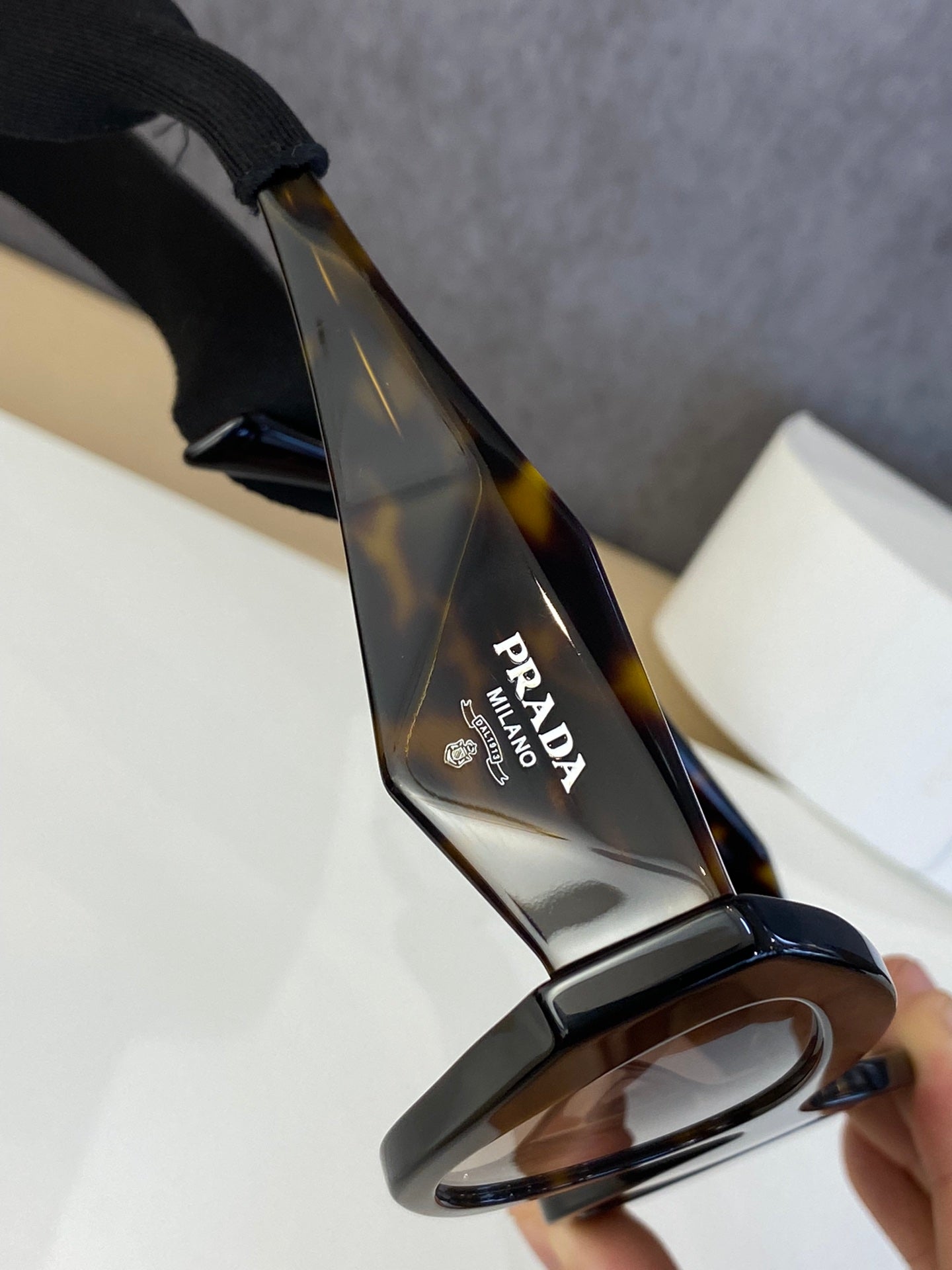 Pra*a Sunglasses