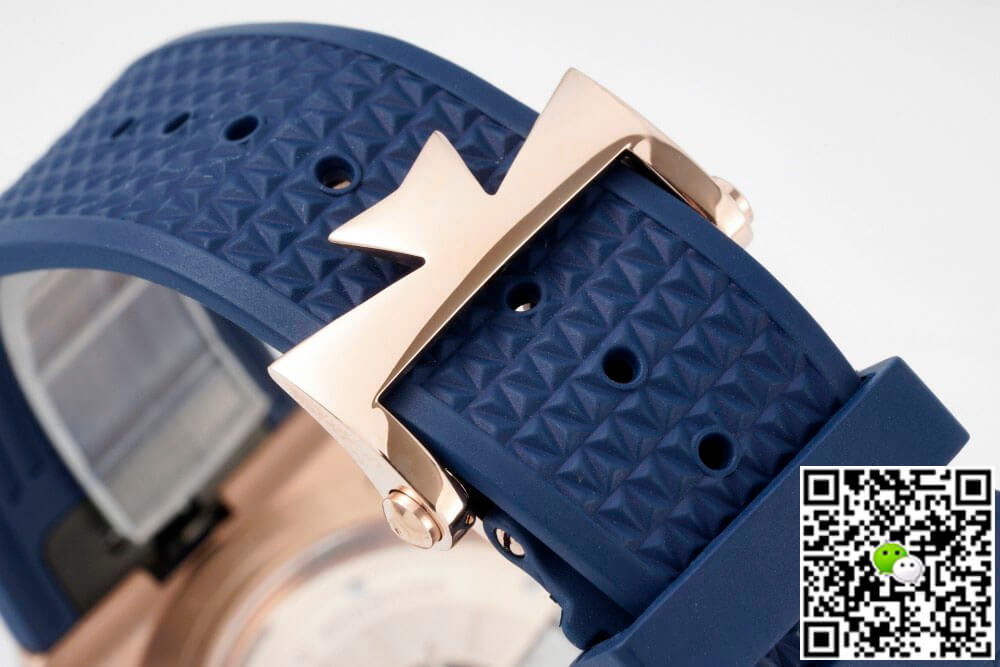 Replica Vacheron C0nstan1n Overseas 4300V/120R-B064 1:1 Best Edition 8F Factory V2 Rubber Strap