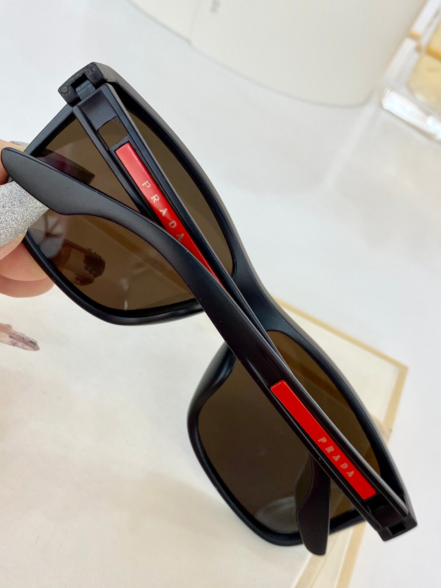 Pra*a Sunglasses Dupe Replica Pra*a Sunglasses