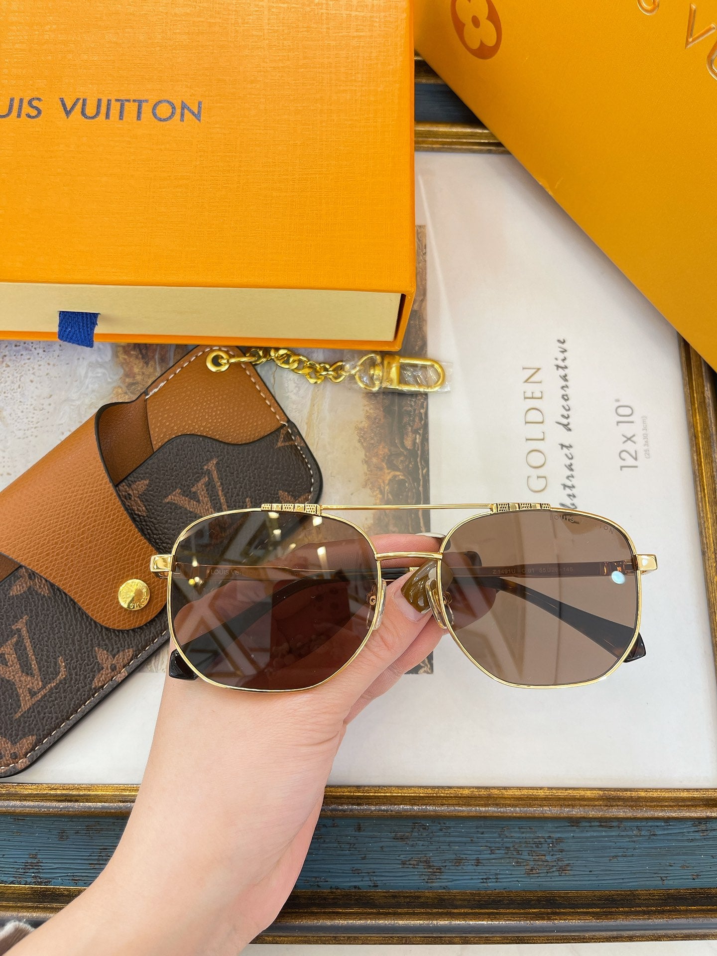 L0vis Vvtt0n Sunglasses