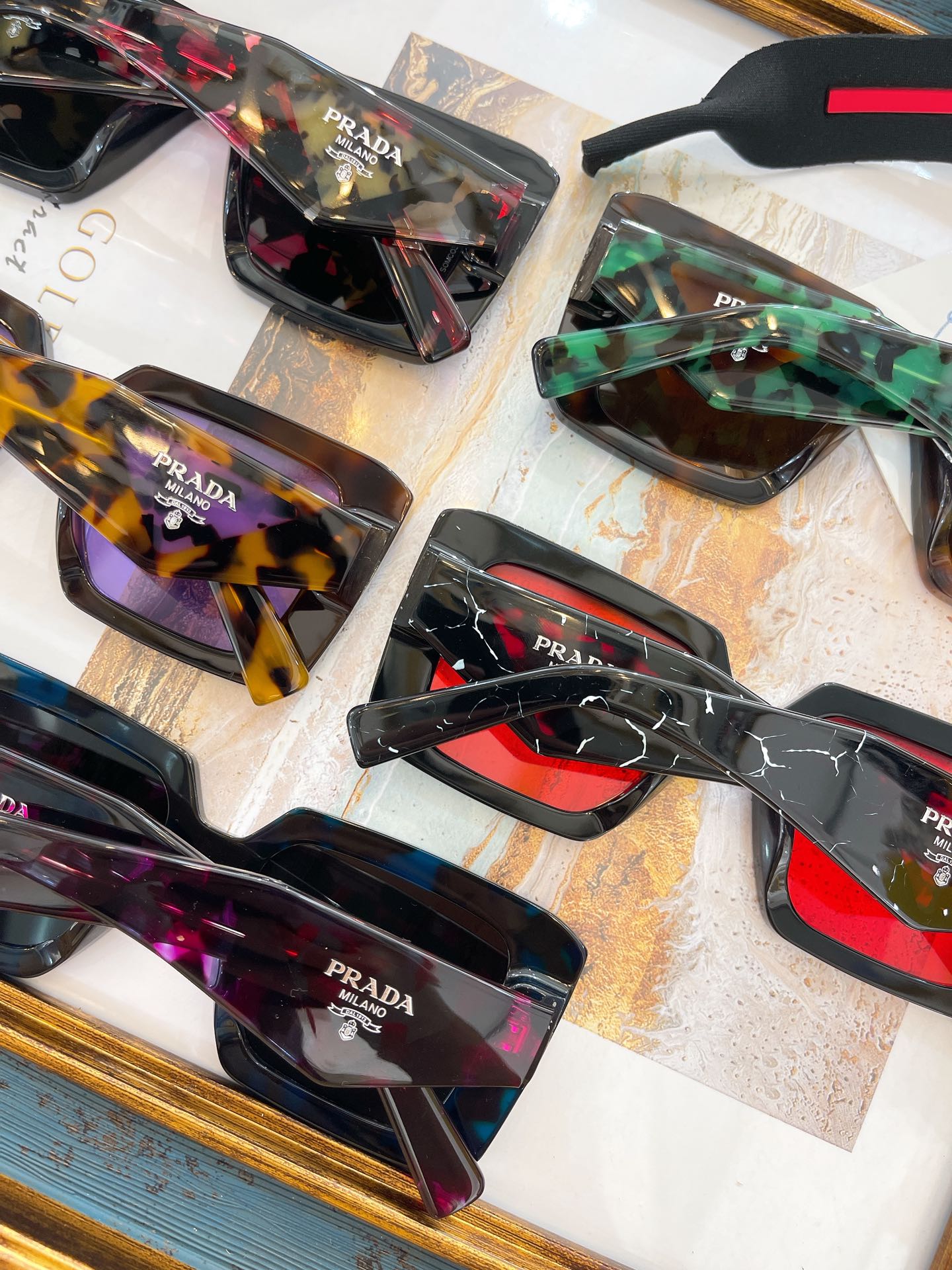 Pra*a Sunglasses