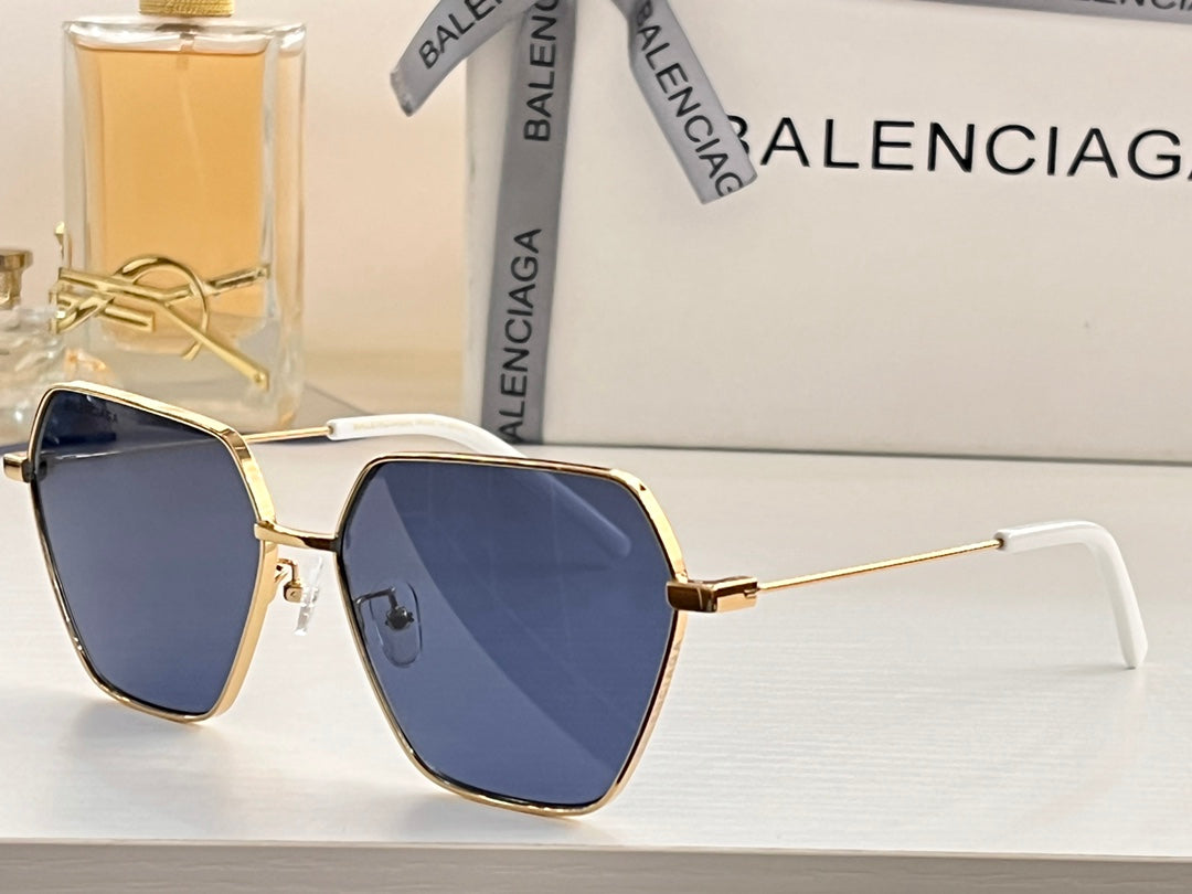 Ba1en*iaga Sunglasses Dupe