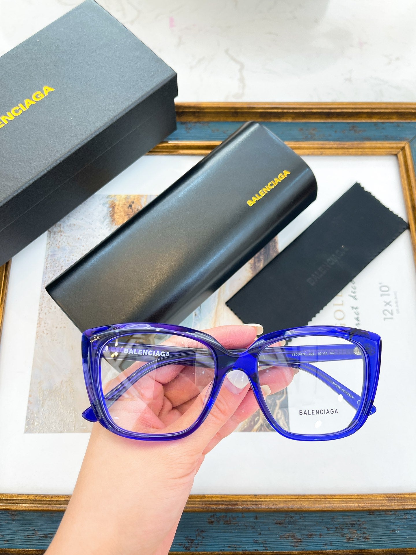 Ba1en*iaga Glasses