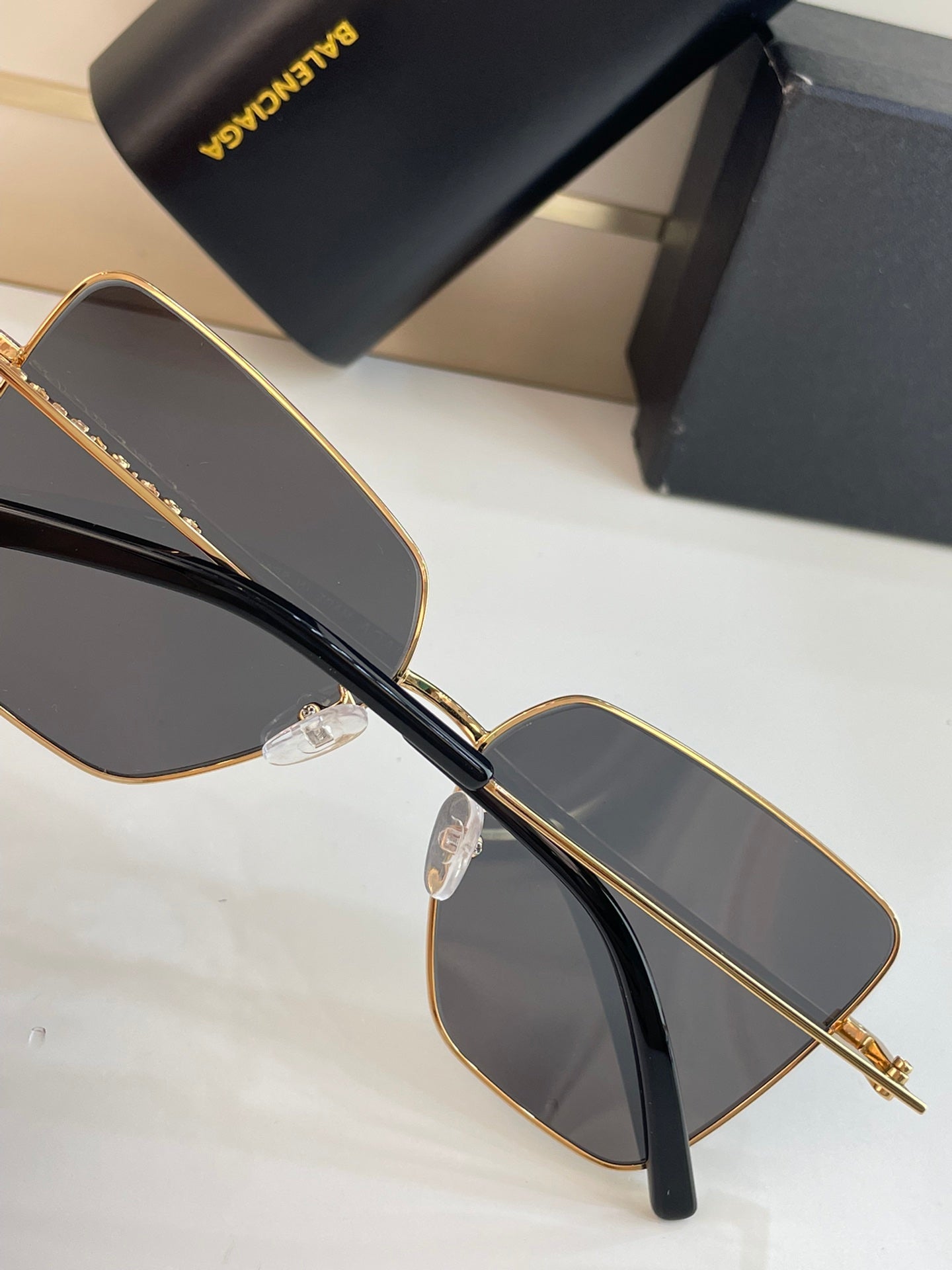 Ba1en*iaga Sunglasses
