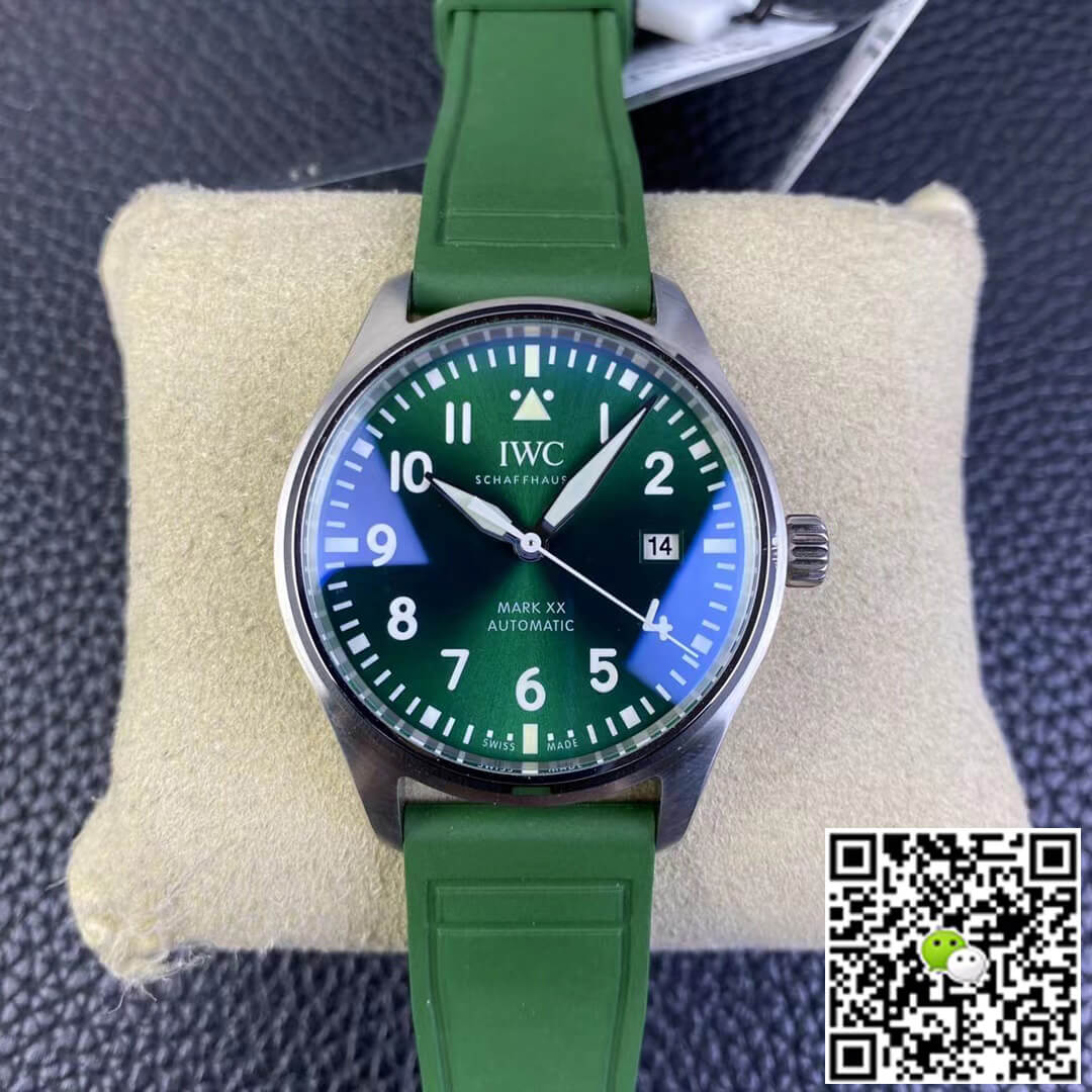Replica IWC Pilot IW328205 1:1 Best Edition M+ Factory Green Dial