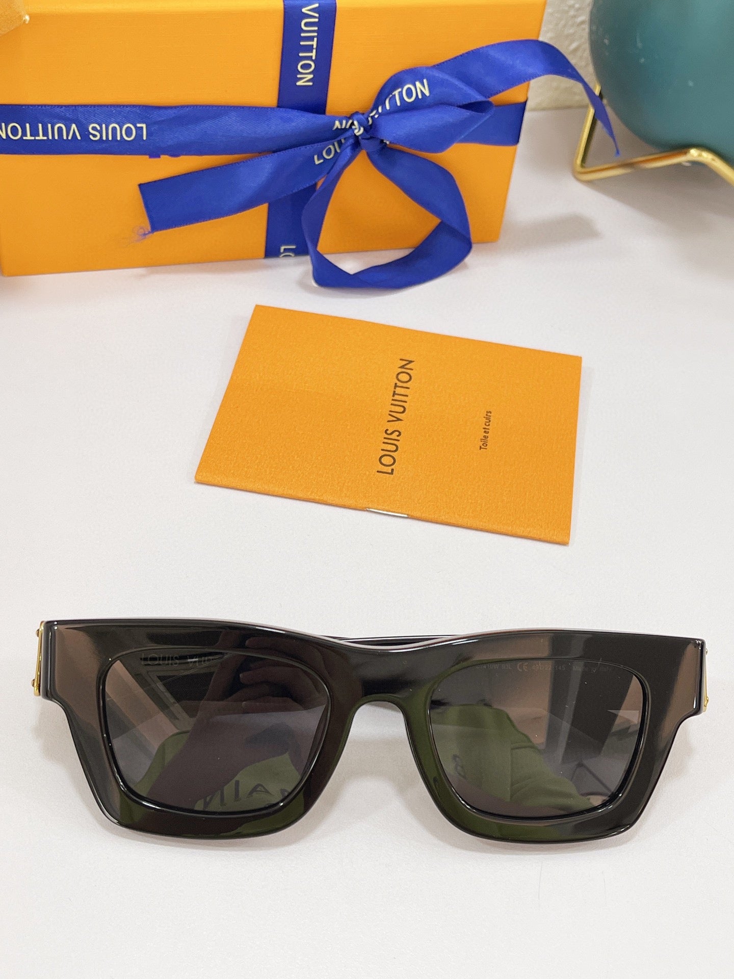 LV Sunglasses Dupe