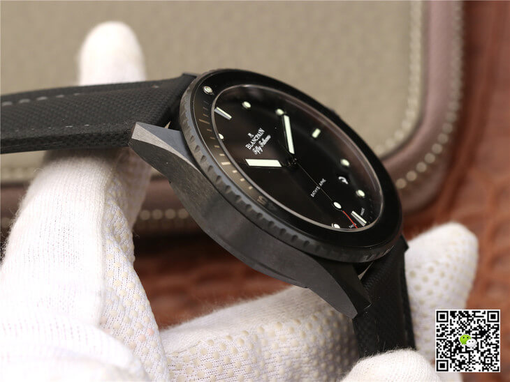 Replica Blancpain Fifty Fathoms Bathyscaphe 5000-0130-B52-B 1:1 Best Edition GF Factory Black Dial