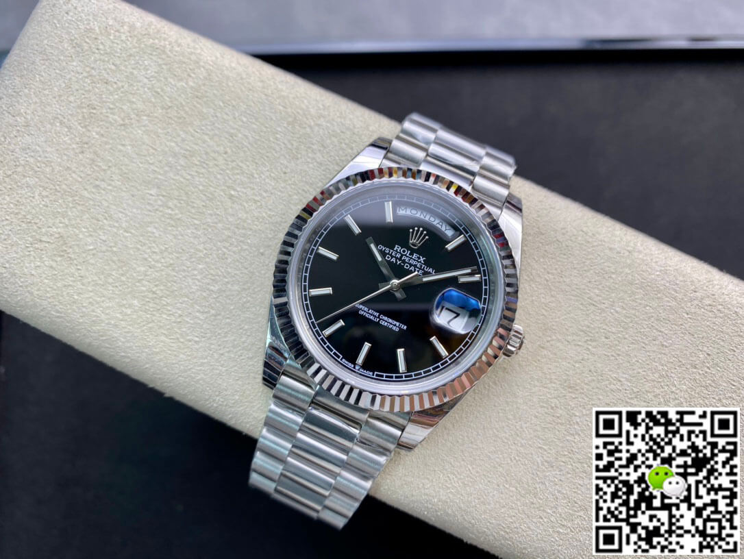 Replica R01ex Day Date M228236-0003 1:1 Best Edition EW Factory Black Dial