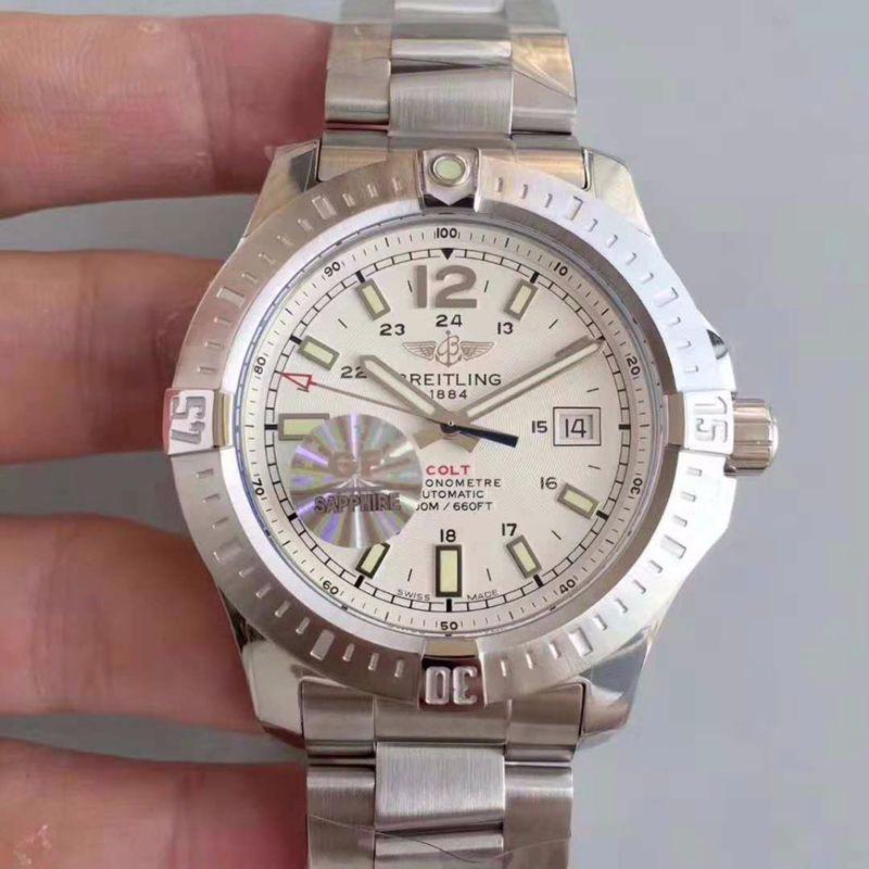 Replica Breitling Colt Automatic A7438811/G792/173A GF Factory 1:1 Best Edition Swiss ETA2824-2 White Dial