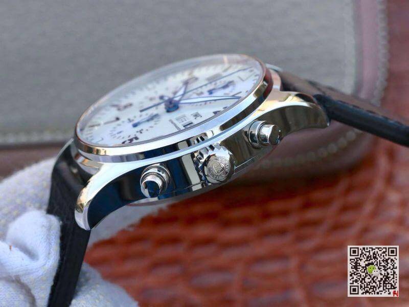 Replica IWC Pilot Chronograph IW377725 ZF Factory 1:1 Best Edition Swiss ETA7750 Leather Watch Strap