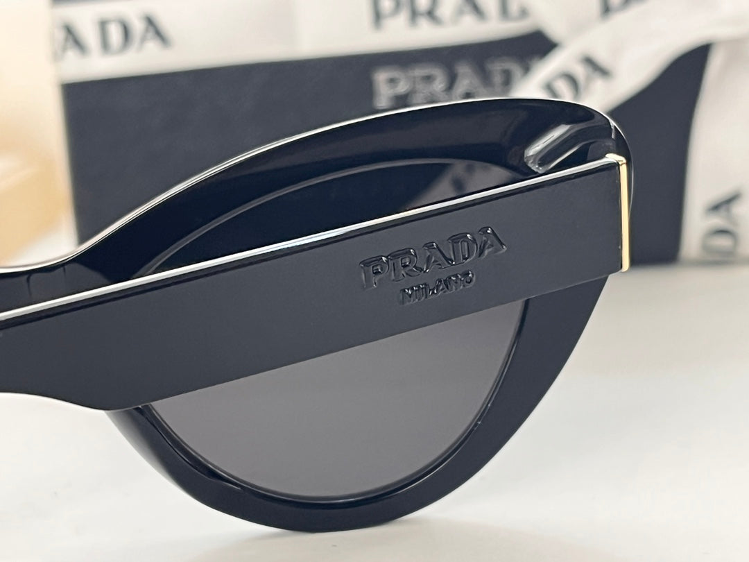 Pra*a Sunglasses