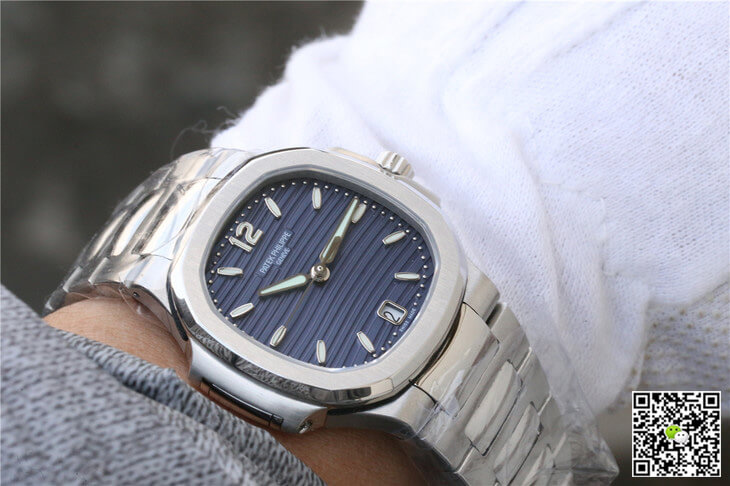 Replica Pat*k Phi1i*pe Nautilus 7118/1A-001 1:1 Best Edition PF Factory Blue Dial